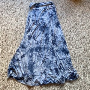 Tie dye maxi skirt. Size small. Bobeau brand.